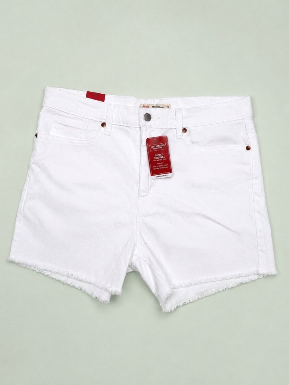 Levi Strauss Signature White Denim Shorts | Women's Size 12 | Raw Hem | NWT